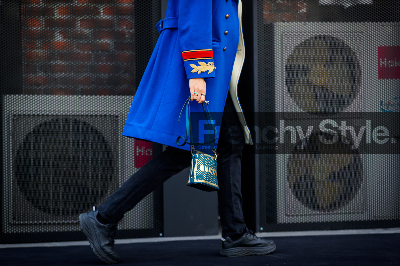 black denim, black shoes, black sneakers, blue coat, denim pants, golden details, graphic bag, green bag, gucci, jeans, leather bag, leather shoes, printed bag, trousers, fashion week, frenchystyle, FW, jonathan paciullo, street style, MFW, MILAN, AUTUMN WINTER 2018-2019, FALL WINTER 2018-2019, FW 18-19, horizontal, atmosphere details, veronika heilbrunner