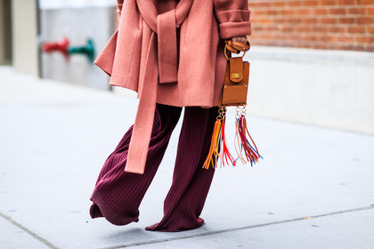 atmosphere details, AUTUMN WINTER 2016-2017, AW 16-17, brown bag, camel bag, chloe, courtney trop, detail, FALL WINTER 2016-2017, fashion week, frenchystyle, fringes, FW, FW 16-17, horizontal, jonathan paciullo, leather bag, mini bag, NEW YORK, NYFW, oversize, pink coat, pink top, pink trousers, pompons, street style, tone on tone, total look pink, total look red, wide pants, woman