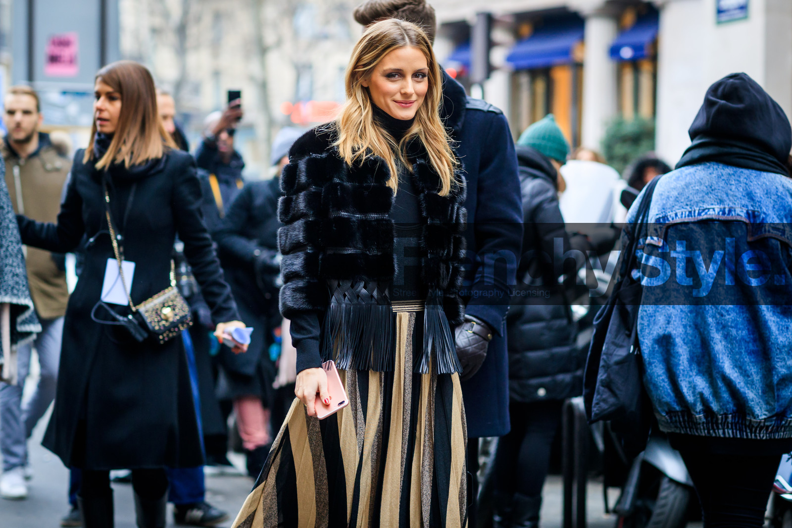 beige skirt, black fur coat, black jacket, fringes, fur jacket, graphic skirt, printed skirt, striped skirt, fashion week, frenchystyle, FW, jonathan paciullo, street style, PFW, PARIS, SPRING SUMMER 2017, SS 17, HAUTE COUTURE, atmosphere details, detail, horizontal, olivia palermo