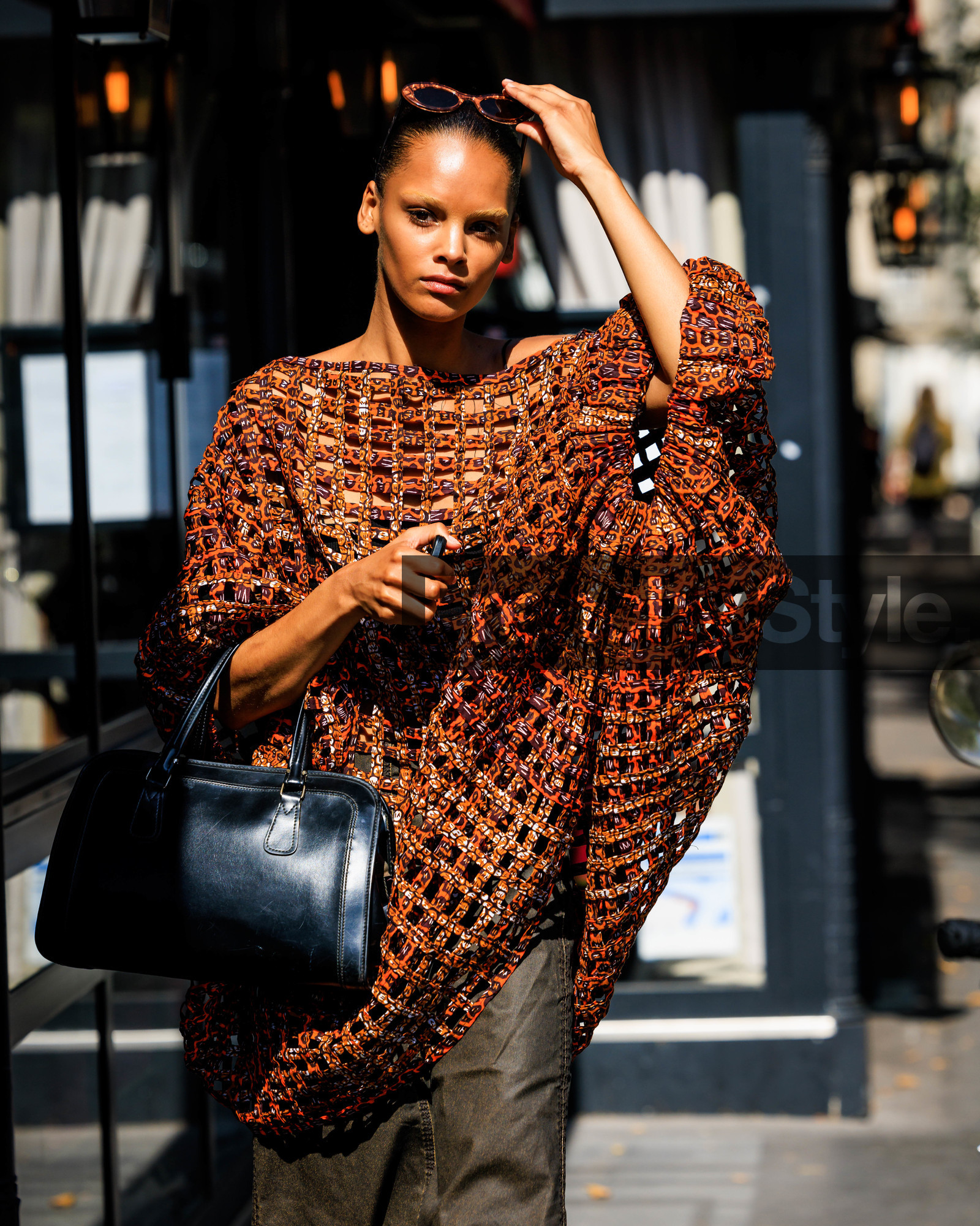 fashion week, frenchystyle, FW, jonathan paciullo, street style, PFW, PARIS, FW 23-24, FALL WINTER 2023-2024, AUTUMN WINTER 2023-2024, HAUTE COUTURE, vertical, atmosphere details, detail