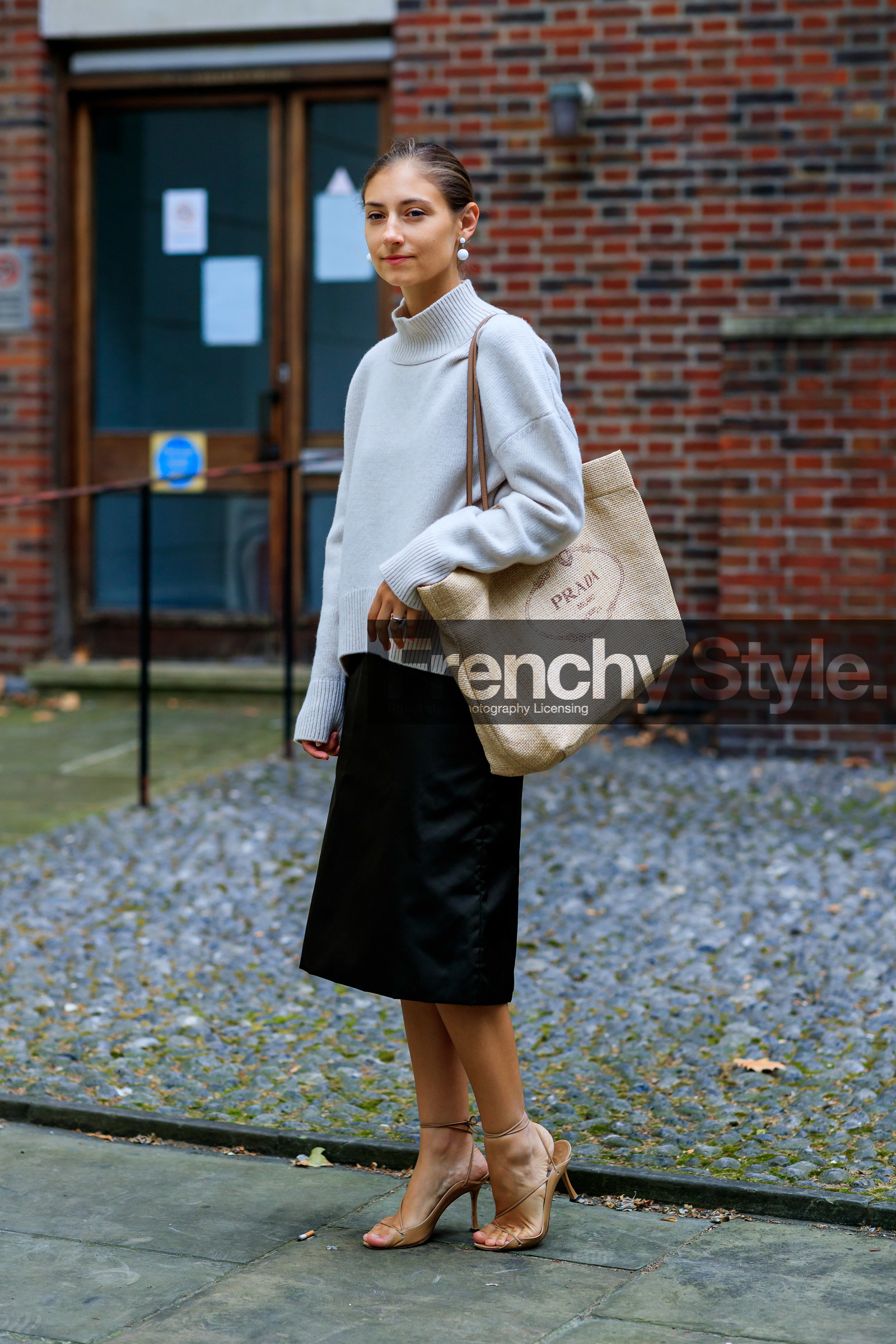 jenny walton, prada bag, straw bag, basket bag, light beige pullover, turtleneck pullover, black skirt, mid long skirt, high heels sandals, multi straps sandals, beige leather sandals, dangling earrings, white earrings, fashion week, frenchystyle, FW, jonathan paciullo, street style, vertical, full length