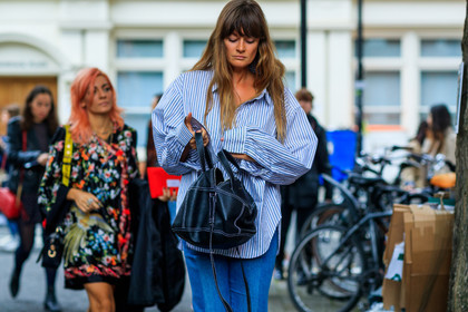 atmosphere details, black bag, blue denim, blue shirt, denim pants, detail, fashion week, frenchystyle, FW, geometric, graphic shirt, horizontal, jeans, jonathan paciullo, leather bag, LFW, LONDON, printed shirt, SPRING SUMMER 2018, SS 18, street style, striped shirt, trousers