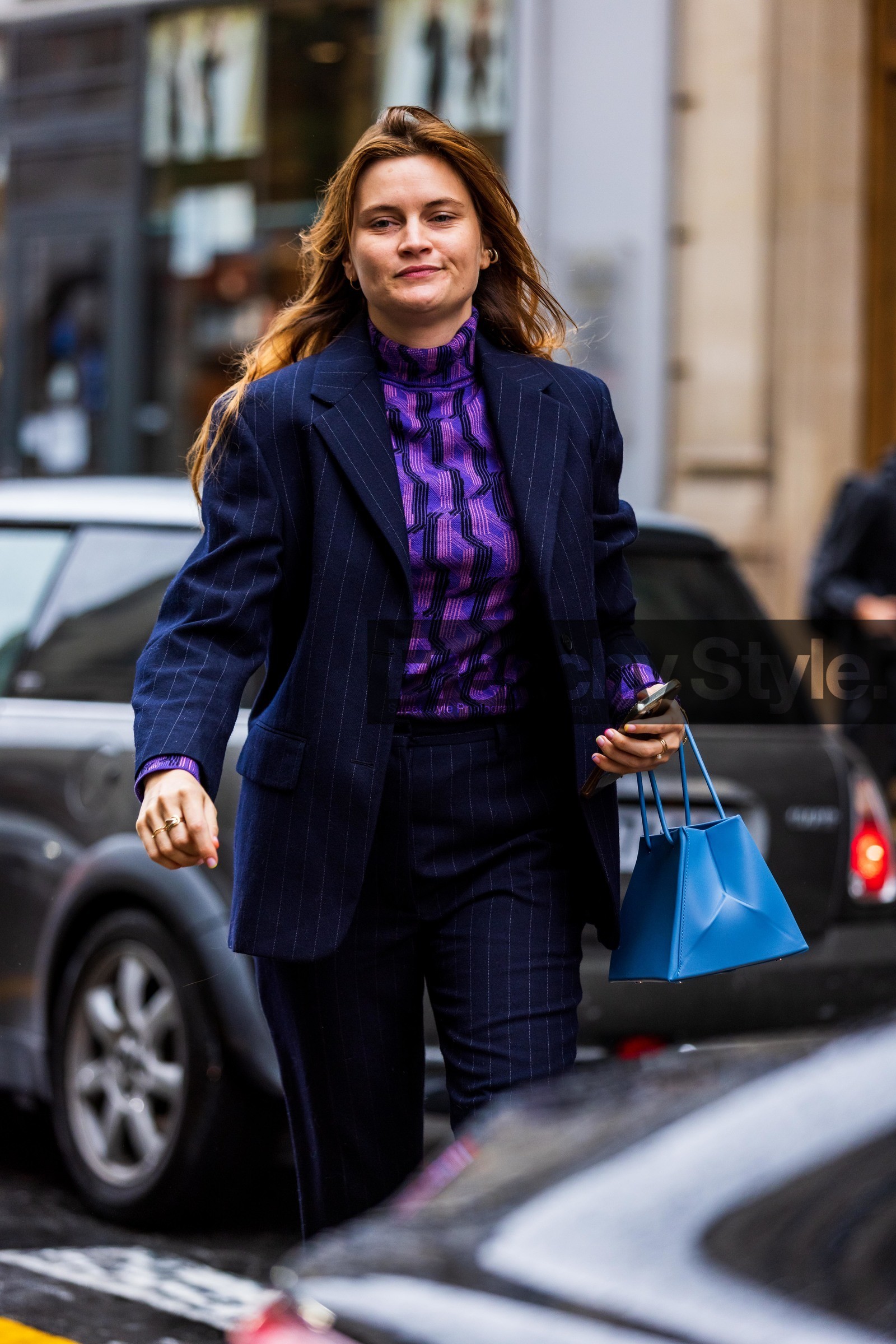 bag, blazer, blue bag, Eugénie Trochu, leather bag, navy blazer, navy pants, navy suits, pants, print, printed turtleneck, purple turtleneck, stripes, striped blazer, striped pants, suits, turtleneck, fashion week, frenchystyle, FW, jonathan paciullo, street style, PFW, PARIS, SPRING SUMMER 2022, SS 22, vertical, atmosphere details
