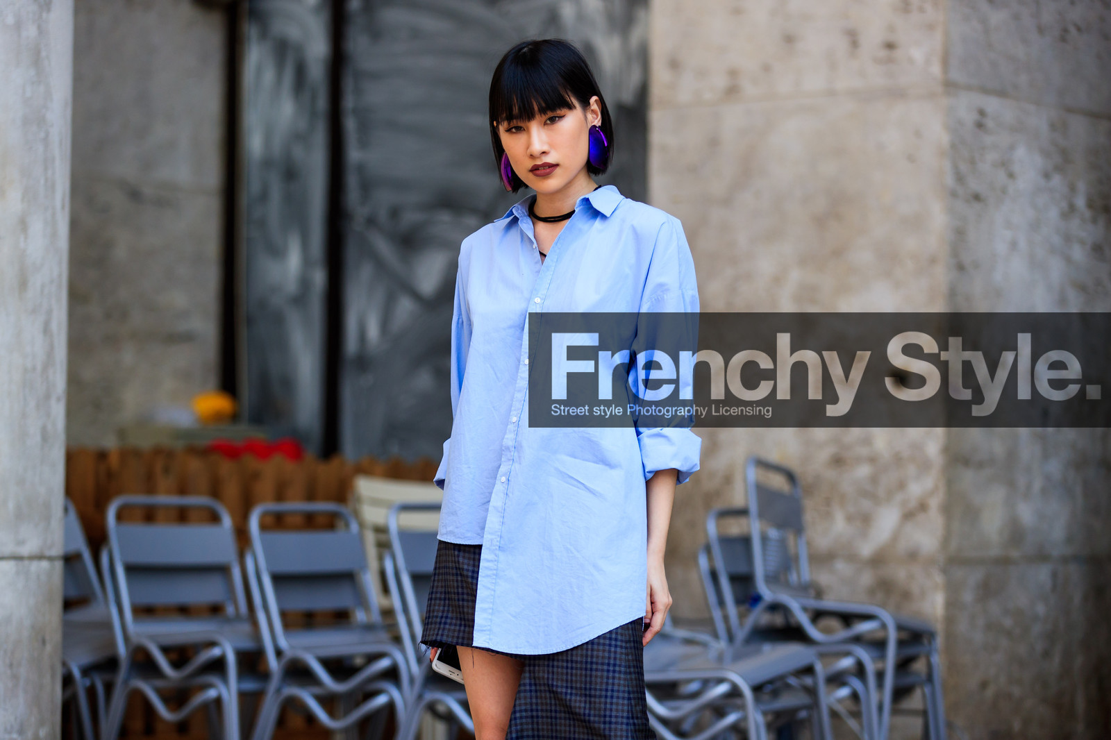 atmosphere details, blue shirt, choker, detail, earrings, fashion week, frenchystyle, FW, horizontal, jonathan paciullo, MENSWEAR, necklace, PARIS, PFW, plaid, printed skirt, SPRING SUMMER 2018, SS 18, street style, tartan