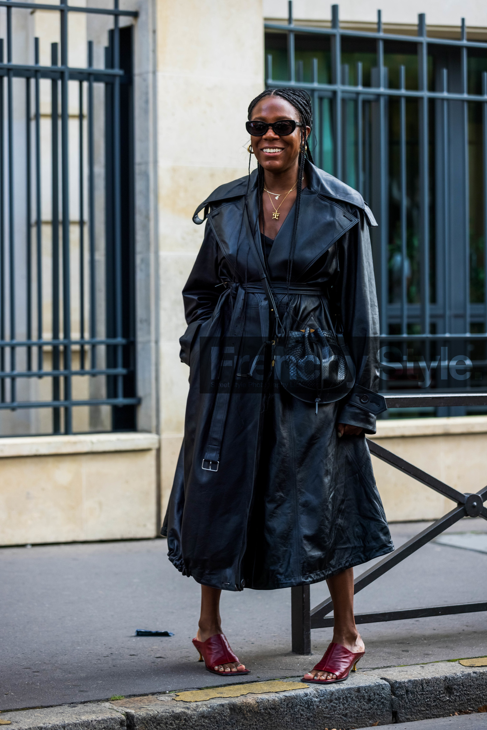 bag, black bag, black coat, black monochrome, black sunglasses, black trench, crossbody bag, earrings, gold earrings, gold hoops, gold necklace, Jessica Willis, leather coat, leather trench, monochrome, mules, necklace, red mules, red sandals, sandals, sunglasses, trenchcoat, street style, jonathan paciullo, FW, frenchystyle, fashion week, PFW, PARIS, SPRING SUMMER 2022, SS 22, vertical, full length