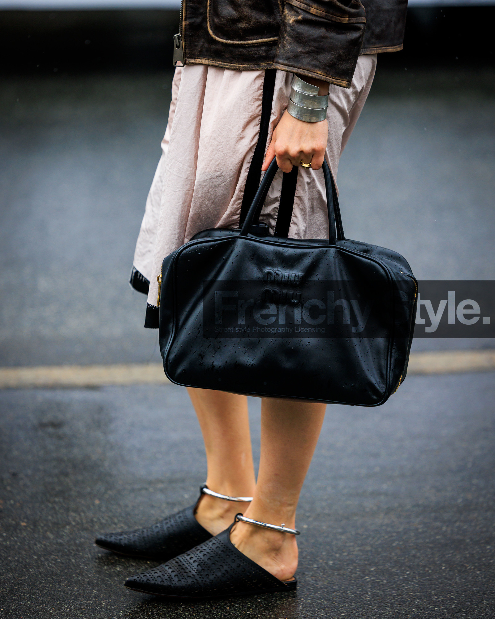 fashion week, frenchystyle, FW, jonathan paciullo, street style, COPENHAGEN, CPHFW, SPRING SUMMER 2024, SS 24, vertical, atmosphere details, detail