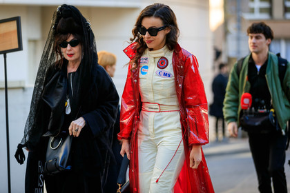 beige jumpsuit, black bag, black dress, black jacket, black scarf, leather bag, marine serre, rain coat, red coat, sunglasses, tone on tone, total look black, trousers, fashion week, frenchystyle, FW, jonathan paciullo, street style, PFW, PARIS, AUTUMN WINTER 2019-2020, AW 19-20, FALL WINTER 2019-2020, FW 19-20, horizontal, atmosphere details, detail