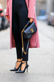 black bag, black pants, black shoes, high heels, leather bag, leather shoes, louis vuitton, pink coat, trousers, fashion week, frenchystyle, FW, jonathan paciullo, street style, MFW, MILAN, SPRING SUMMER 2019, SS 19, vertical, atmosphere details, detail