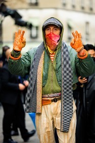 menswear, fashion week, frenchystyle, FW, jonathan paciullo, street style, PFW, PARIS, FALL WINTER 2022-2023, AUTUMN WINTER 2022-2023, FW 22-23, atmosphere details, detail, vertical