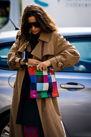 bag, black dress, black sunglasses, blue bag, camel trench, check, checked bag, color, fuchsia bag, multicolor bag, multicor, printed bag, red bag, sacai bag, sunglasses, trench, trenchcoat, street style, jonathan paciullo, FW, frenchystyle, fashion week, PFW, PARIS, SPRING SUMMER 2022, SS 22, vertical, atmosphere details