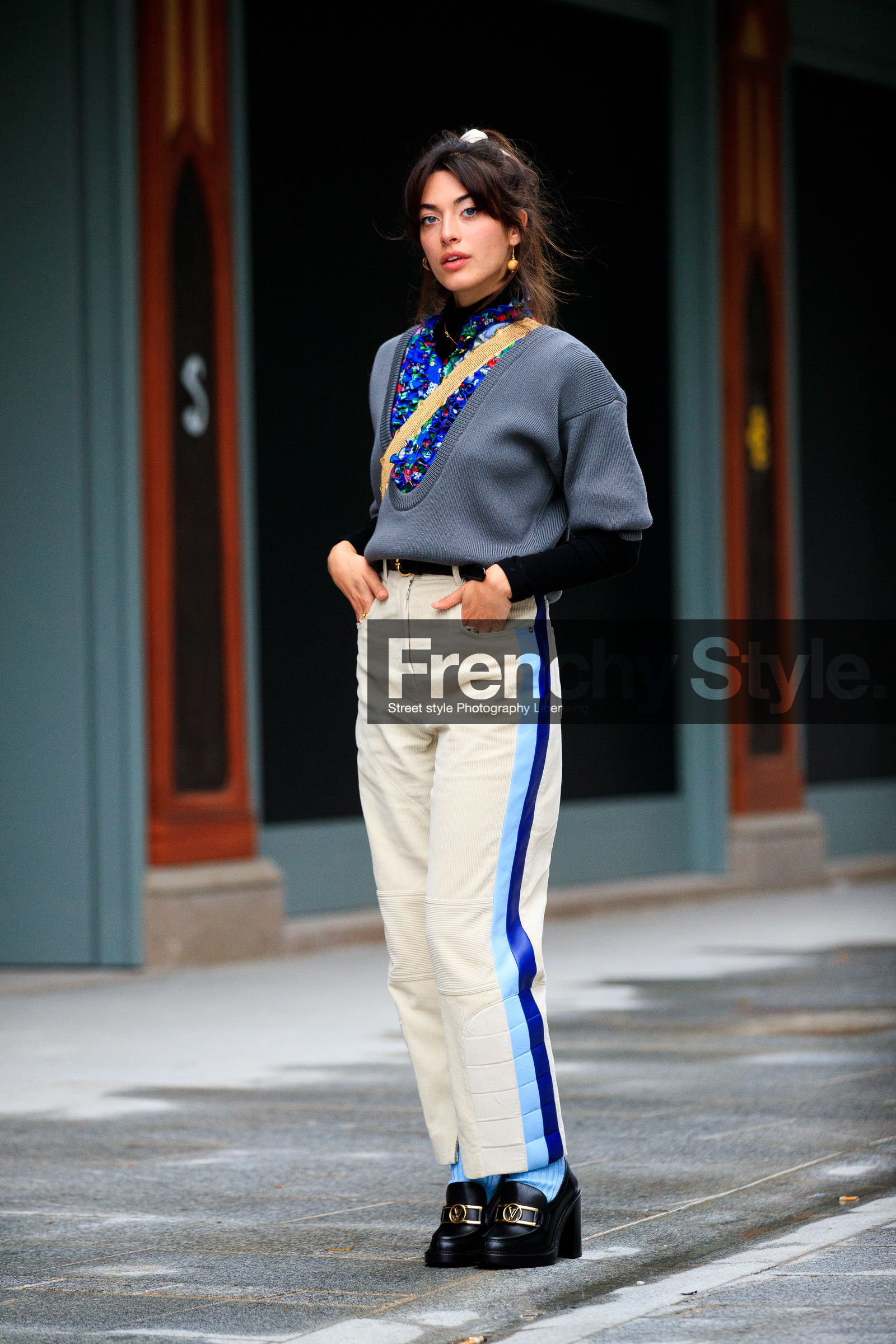 louise follain, grey pullover, low necked pullover, blue blouse, blue shirt, ruffle blouse, ruffle shirt, floral printed blouse, floral printed shirt, white pants, short sleeves pullover, striped pants, light blue pants, light blue socks, black leather loafers, corduroy pants, velvet pants, louis vuitton blouse, louis vuitton shirt, louis vuitton pants, louis vuitton shoes, PARIS, PFW, fashion week, frenchystyle, FW, jonathan paciullo, street style, SPRING SUMMER 2021, SS 21, vertical, full length