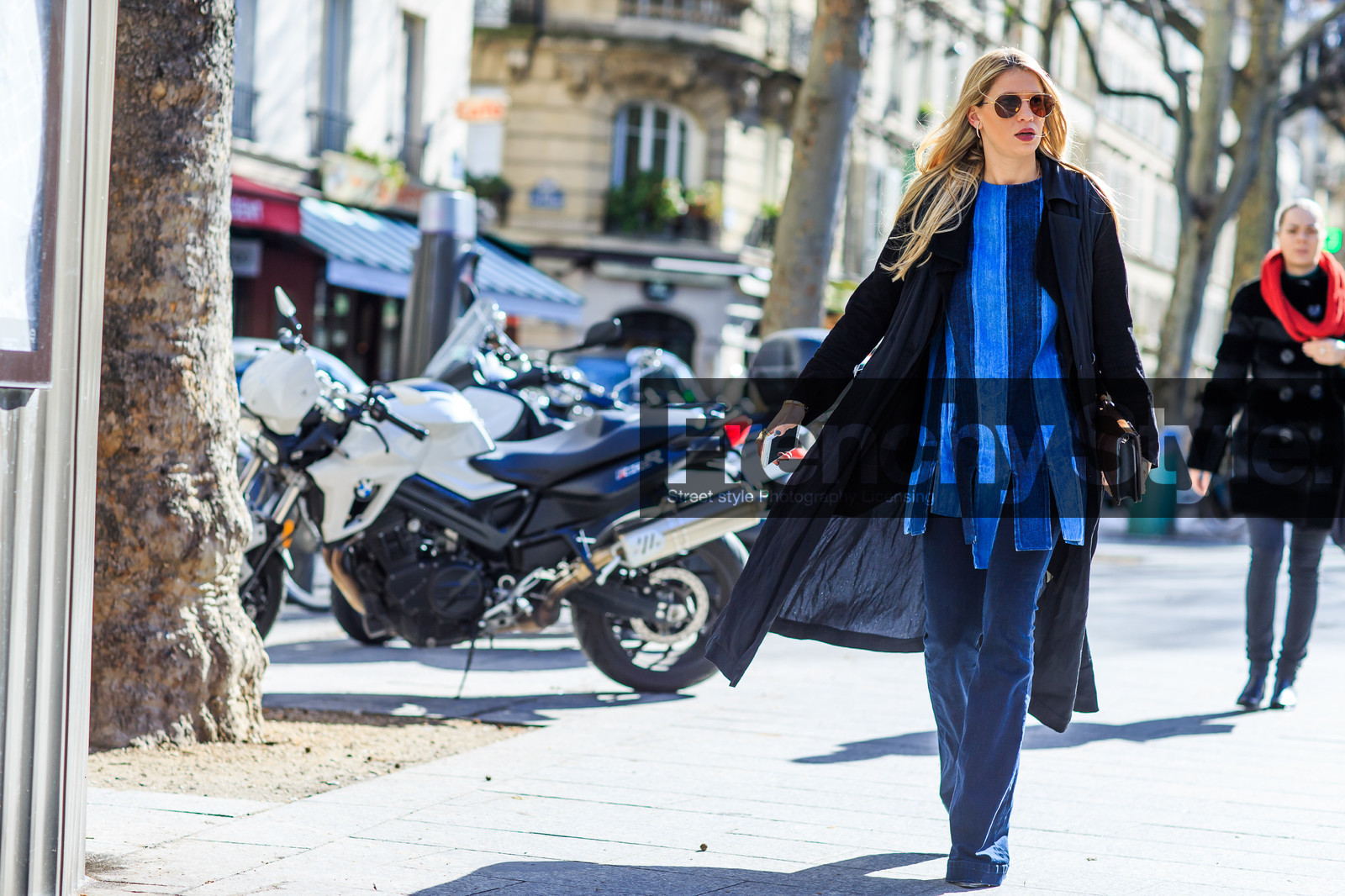atmosphere details, AUTUMN WINTER 2016-2017, aviator sunglasses, AW 16-17, black coat, blue denim, denim pants, denim top, FALL WINTER 2016-2017, fashion week, frenchystyle, full length, FW, FW 16-17, geometric, graphic top, horizontal, jeans, jonathan paciullo, PARIS, PFW, street style, striped top, stripes, sunglasses, trousers