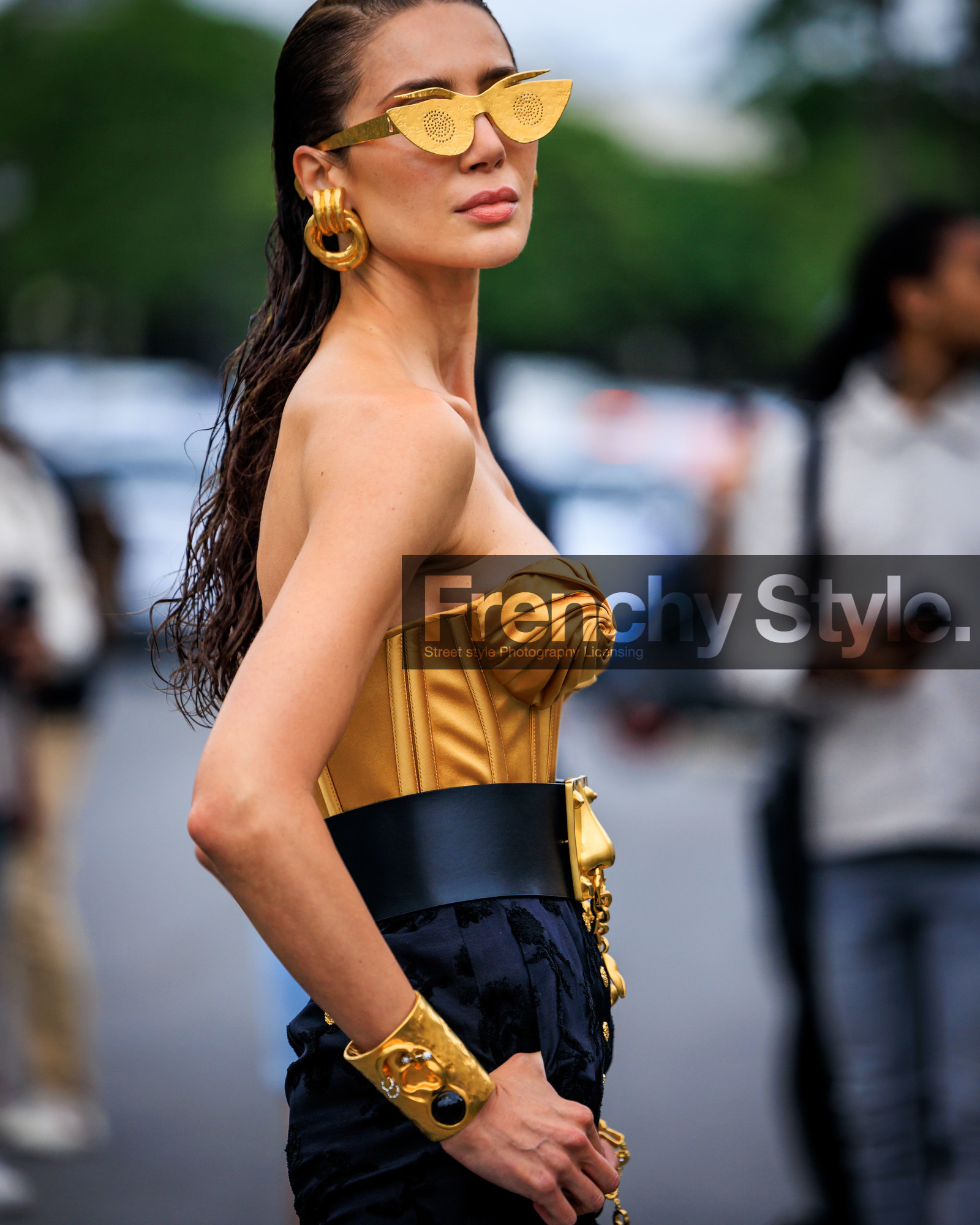 fashion week, frenchystyle, FW, jonathan paciullo, street style, PFW, PARIS, FW 23-24, FALL WINTER 2023-2024, AUTUMN WINTER 2023-2024, HAUTE COUTURE, vertical, atmosphere details, detail