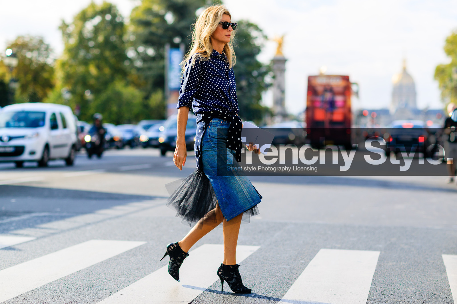 atmosphere details, black shoes, blue denim, blue shirt, denim skirt, fashion week, frenchystyle, full length, FW, graphic skirt, high heels, horizontal, jonathan paciullo, leather shoes, open work, PARIS, PFW, polka dot, printed shirt, printed sweater, sarah rutson, SPRING SUMMER 2017, SS 17, street style, sunglasses, tied up sweater, tulle