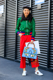 AUTUMN WINTER 2017-2018, AW 17-18, beret, black hat, blue bag, embroidered bag, FALL WINTER 2017-2018, fashion week, floral, flower, frenchystyle, full length, FW, FW 17-18, green jacket, gucci, jonathan paciullo, leather bag, leather shoes, MFW, MILAN, printed bag, red pants, street style, teddy jacket, trousers, vertical, white sneakers
