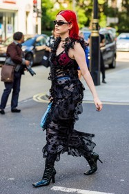Abby Roberts, boots, highknee boots, black, dress, maxi dress, red, sunglasses, fashion week, frenchystyle, FW, jonathan paciullo, street style, SPRING SUMMER 2022, SS 22, LFW, LONDON, vertical, full length