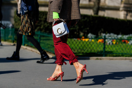 blazer, brown jacket, chanel, checked, chloé, graphic jacket, high heels, houndstooth pattern, leather bag, leather shoes, plaid, printed jacket, red pants, red shoes, thora valdimars, trousers, white bag, PARIS, PFW, street style, jonathan paciullo, FW, frenchystyle, fashion week, AUTUMN WINTER 2019-2020, AW 19-20, FALL WINTER 2019-2020, FW 19-20, horizontal, atmosphere details, detail
