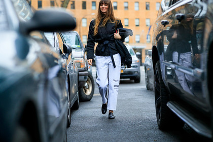 black and white, black jacket, black shoes, brie welch, leather shoes, trousers, white pants, frenchystyle, jonathan paciullo, street style, NYFW, NEW YORK, AUTUMN WINTER 2019-2020, AW 19-20, FALL WINTER 2019-2020, FW 19-20, fashion week, FW, atmosphere details, horizontal, detail