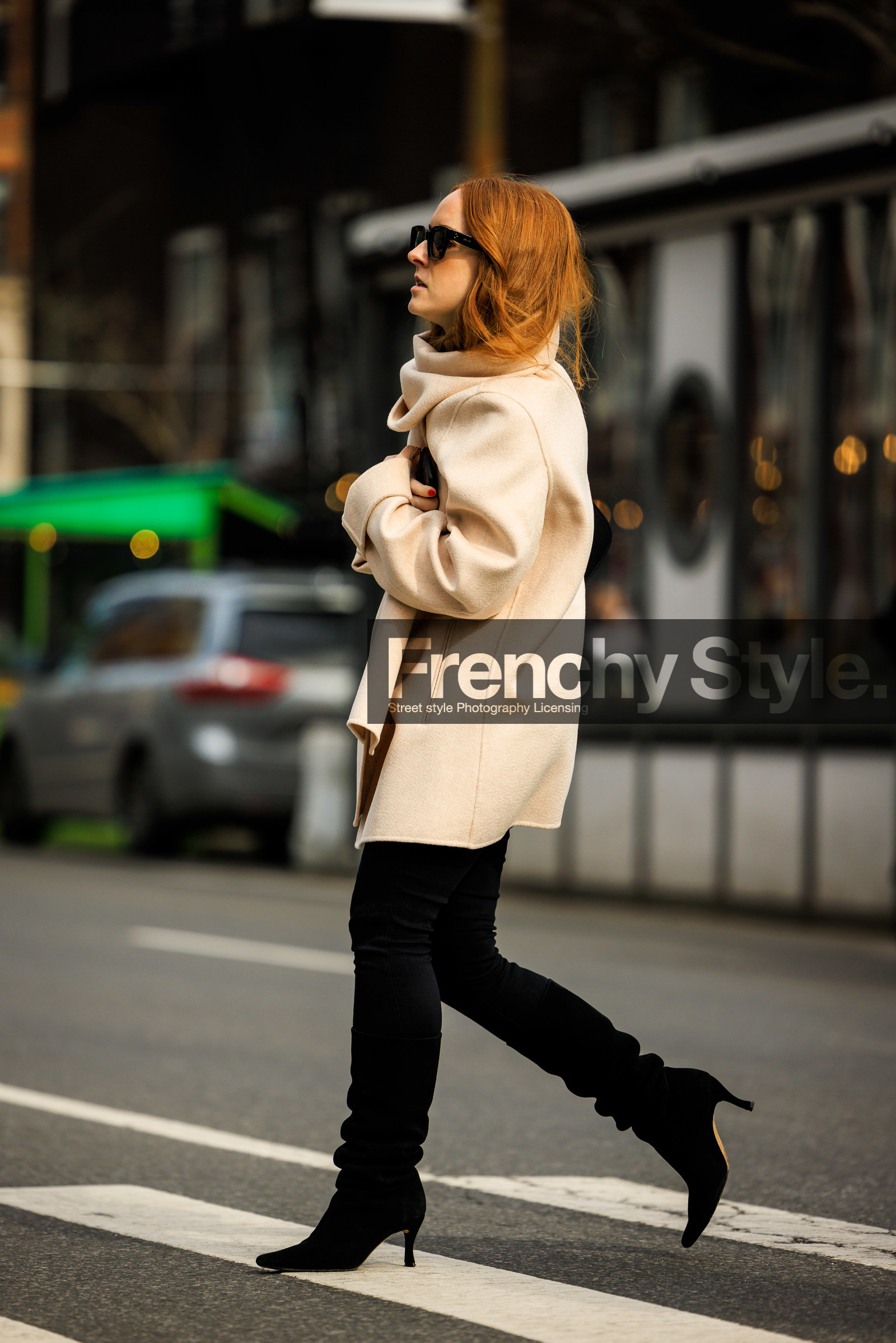 cream oversized coat, black heeled high boots, flared black pants, black sunglasses, fashion week, frenchystyle, FW, jonathan paciullo, street style, NYFW, NEW YORK, AUTUMN WINTER 2022-2023, FALL WINTER 2022_2023, FW 22-23, vertical, full length