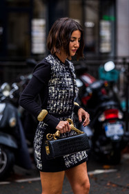 Alexandra Perreira, bag, black bag, black cardigan, black skirt, bracelet, cardigan, croco bag, gold bracelet, lanvin bag, leather boots, mini skirt, skirt, statement bag, tweed cardigan, tweed skirt, fashion week, frenchystyle, FW, jonathan paciullo, street style, PFW, PARIS, SPRING SUMMER 2022, SS 22, vertical, atmosphere details