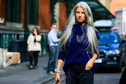 black denim, blue sweater, denim pants, embroidered sweater, glitter, jeans, leather bag, sarah harris, sequined sweater, trousers, fashion week, frenchystyle, FW, jonathan paciullo, street style, LFW, LONDON, SPRING SUMMER 2019, SS 19, atmosphere details, horizontal, detail