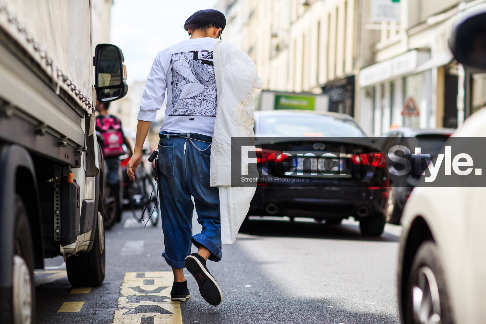 atmosphere details, back detail, beret, black hat, black slippers, blue denim, denim pants, drawings, fashion week, frenchystyle, full length, FW, horizontal, jeans, jonathan paciullo, MENSWEAR, PARIS, PFW, printed t shirt, SPRING SUMMER 2017, SS 17, street style, supreme, trousers, white coat, white t shirt