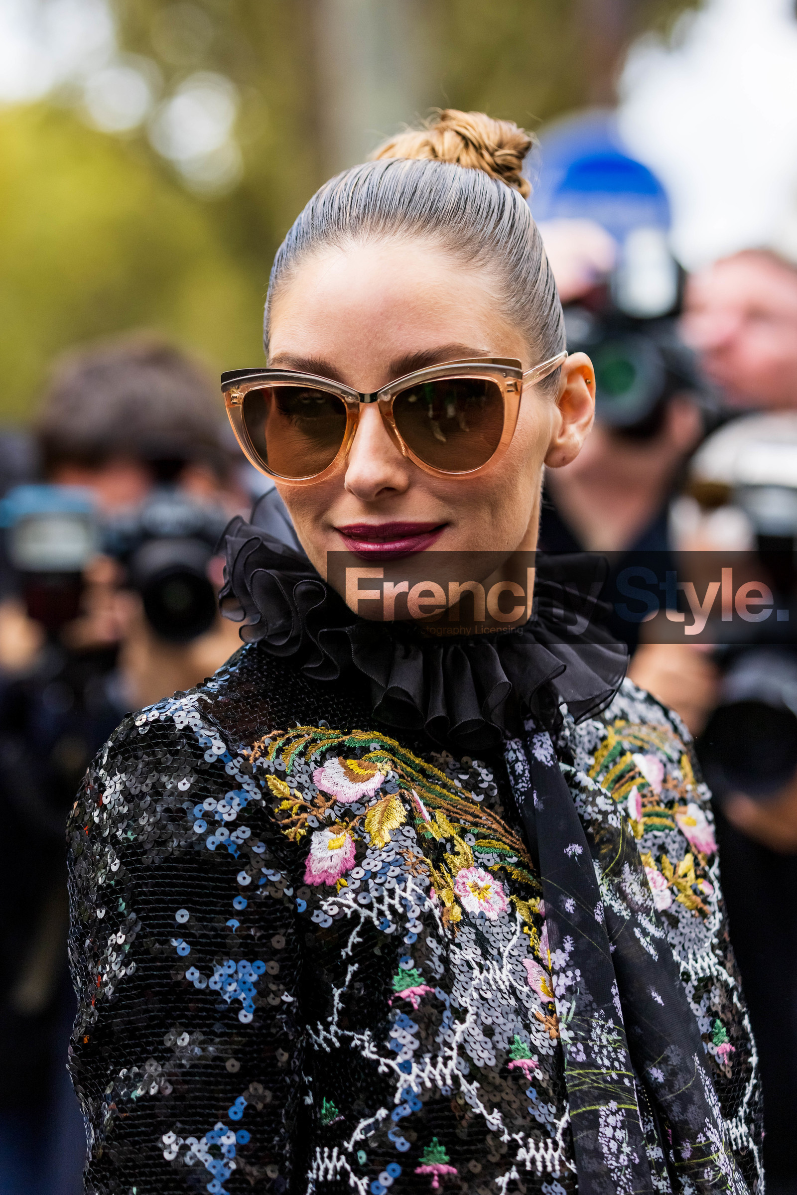 black dress, burgundy lipstick, color, detail, dress, embroidery, cateye sunglasses, floral print, flower, makeup, Olivia Palermo, ruffles, sequin, statement collar, sunglasses, fashion week, frenchystyle, FW, jonathan paciullo, street style, PFW, PARIS, SPRING SUMMER 2022, SS 22, vertical, atmosphere details