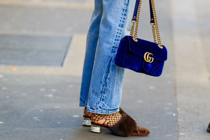 blue bag, blue denim, brown fur, brown shoes, denim pants, fishnet, fur shoes, gucci, jeans, leather bag, leather shoes, trousers, fashion week, frenchystyle, FW, jonathan paciullo, street style, PFW, PARIS, AUTUMN WINTER 2019-2020, AW 19-20, FALL WINTER 2019-2020, FW 19-20, horizontal, atmosphere details, detail