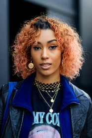black coat, black t shirt, blue jacket, dyed hair, earrings, fishnet, leather coat, necklace, printed t shirt, fashion week, frenchystyle, FW, jonathan paciullo, street style, LFW, LONDON, AUTUMN WINTER 2018-2019, AW 18-19, FALL WINTER 2018-2019, FW 18-19, vertical, atmosphere details, detail, portrait