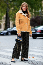 monica ainley, fur coat, suede coat, camel coat, camel suede coat, black pants, checked pants, studs pants, strassed pants, black leather bag, hand bag, quilted bag, chanel bag, chanel coat, chanel pants, lurex pants, monica ainley, fur coat, suede coat, camel coat, camel suede coat, black pants, checked pants, studs pants, strassed pants, black leather bag, hand bag, quilted bag, chanel bag, chanel coat, chanel pants, chanel shoes, sling back shoes, black shoes, flat shoes, flat sandals, flare pants, lurex pants, PARIS, PFW, fashion week, frenchystyle, FW, jonathan paciullo, street style, SPRING SUMMER 2021, SS 21, vertical, full length