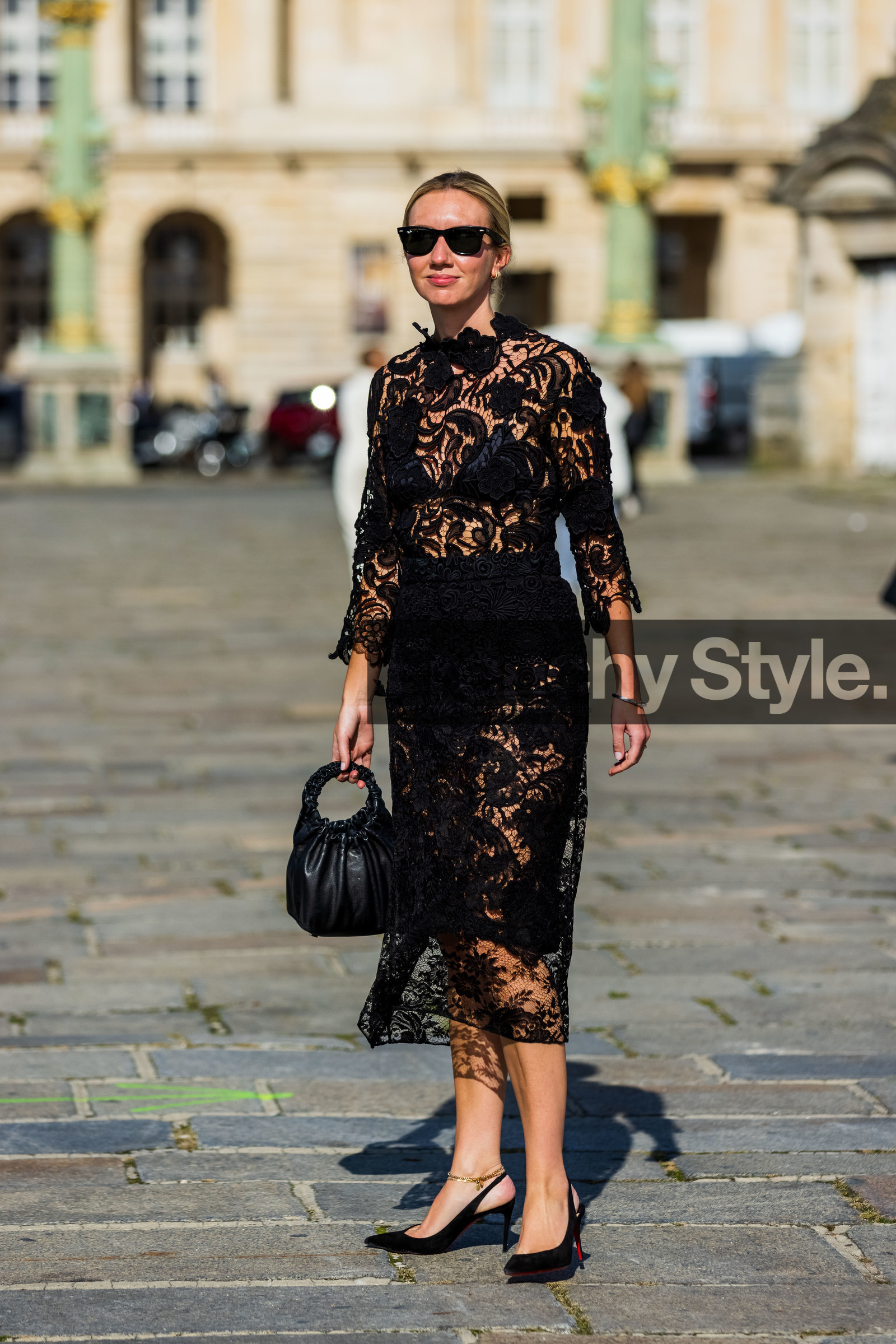 Lisa Aiken, street style, jonathan paciullo, FW, frenchystyle, fashion week, PFW, PARIS, SPRING SUMMER 2022, SS 22, vertical, atmosphere details