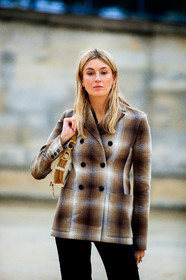 camille charriere, checked jacket, brown jacket, camel jacket, camel bag, camel suede bag, fur bag, velvet pants, flare pants, black pants, dior bag, dior saddle bag, dior jacket, hand bag, fashion week, frenchystyle, FW, jonathan paciullo, street style, PFW, PARIS, SPRING SUMMER 2021, SS 21, vertical, atmosphere details, detail