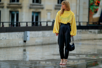 jeanette madsen, prada bag, light yellow blouse, velvet blouse, drape blouse, long sleeves blouse, black leather bag, black leather pants, hand bag, white leather sandals, multi straps sandals, high heels sandals, high waist pants, fashion week, frenchystyle, FW, jonathan paciullo, street style, PFW, PARIS, horizontal, atmosphere details, full length