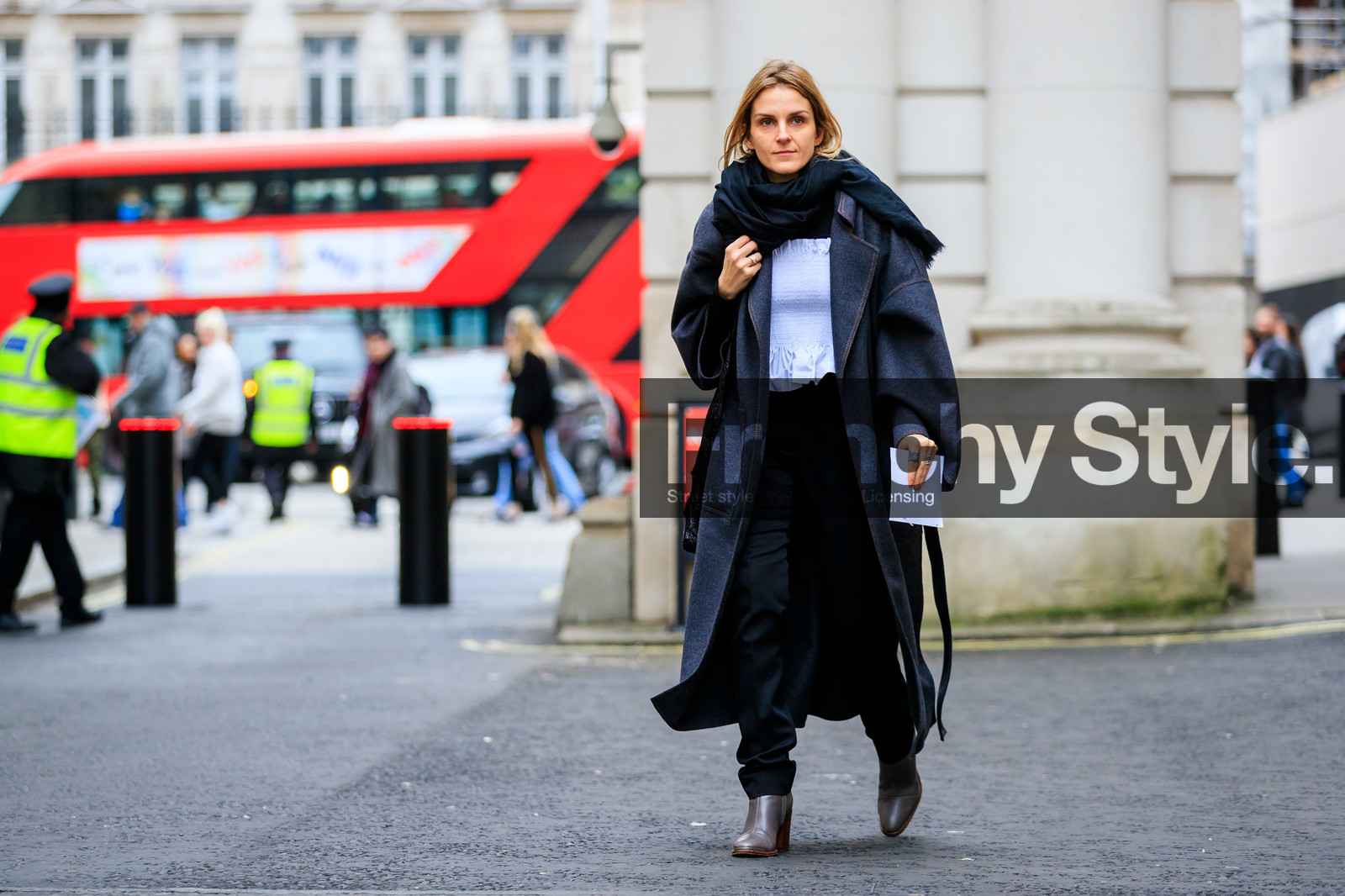 black pants, black scarf, gaia repossi, grey boots, grey coat, high heels, leather shoes, trousers, white top, street style, jonathan paciullo, FW, frenchystyle, fashion week, LFW, LONDON, AUTUMN WINTER 2019-2020, AW 19-20, FW 19-20, FALL WINTER 2019-2020, horizontal, atmosphere details, full length