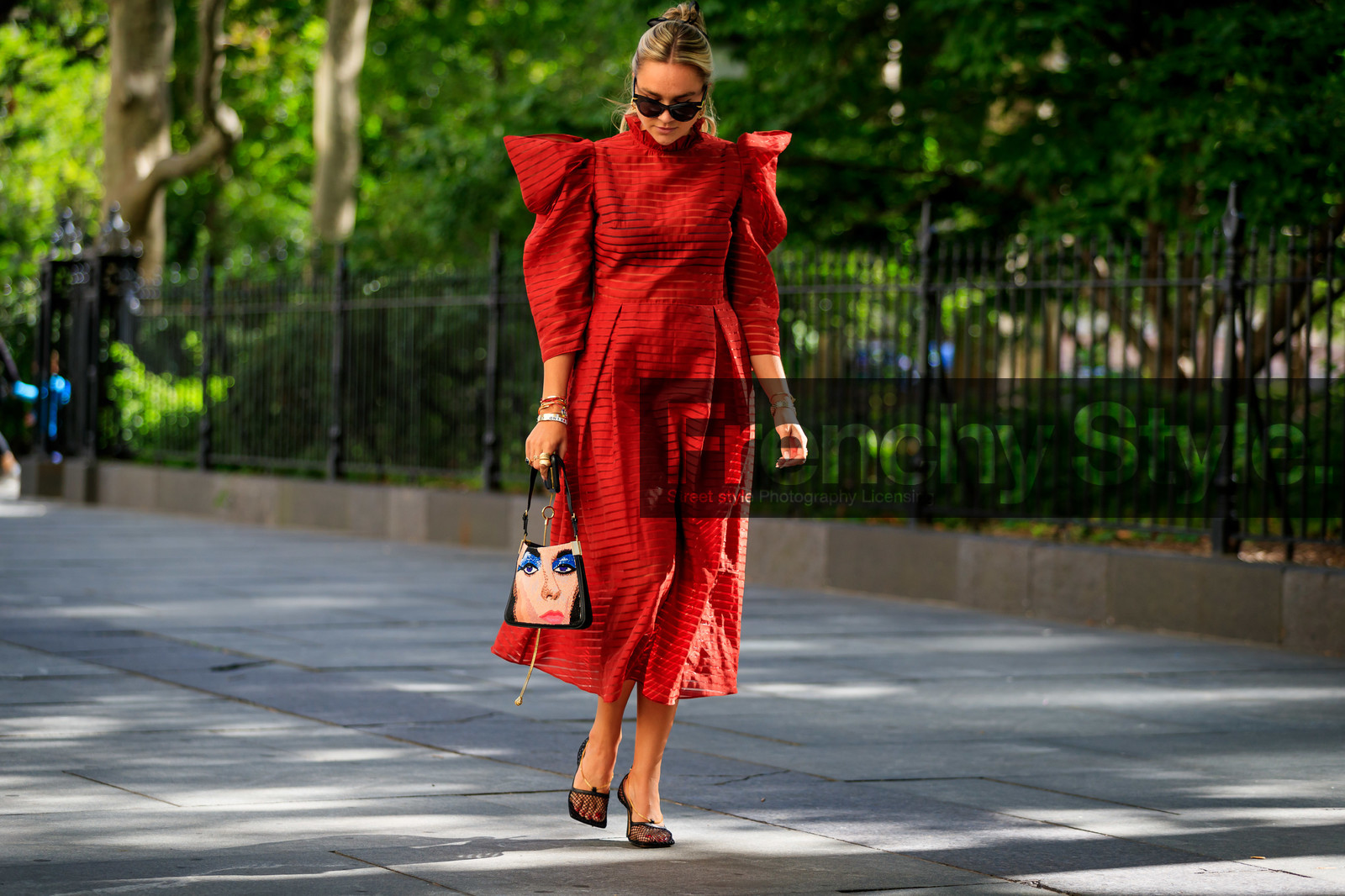 black shoes, bottega veneta, fishnet, graphic bag, high heels, leather bag, leather shoes, multicolor bag, nina suess, printed bag, red dress, see through, stripes, sunglasses, fashion week, frenchystyle, FW, jonathan paciullo, street style, NEW YORK, NYFW, SPRING SUMMER 2020, SS 20, horizontal, atmosphere details, full length