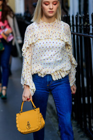 blue denim, denim pants, jeans, leather bag, polka dot, printed shirt, ruffles, trousers, white shirt, yellow bag, fashion week, frenchystyle, FW, jonathan paciullo, street style, LFW, LONDON, AUTUMN WINTER 2018-2019, AW 18-19, FALL WINTER 2018-2019, FW 18-19, vertical, atmosphere details, detail
