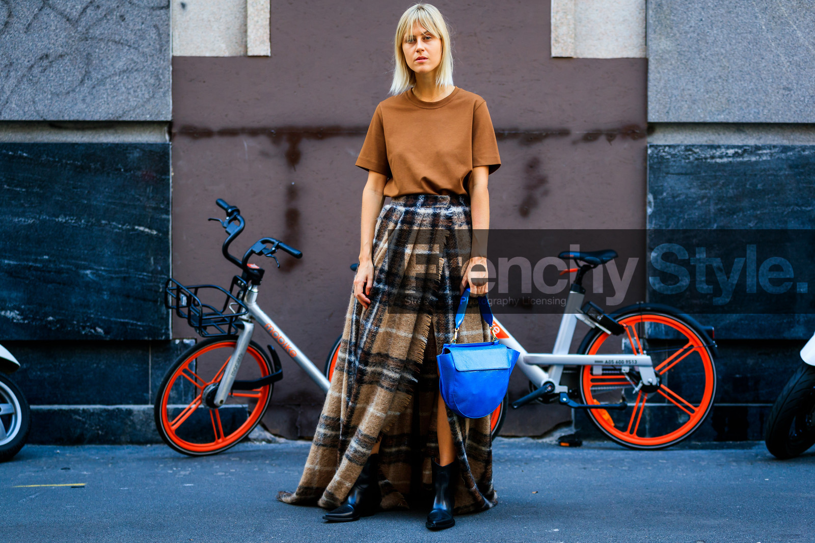 black shoes, blue bag, brown skirt, brown t shirt, checked, graphic skirt, leather bag, leather shoes, linda tol, plaid, printed skirt, tartan, street style, jonathan paciullo, FW, frenchystyle, fashion week, MFW, MILAN, SPRING SUMMER 2019, SS 19, atmosphere details, horizontal, full length