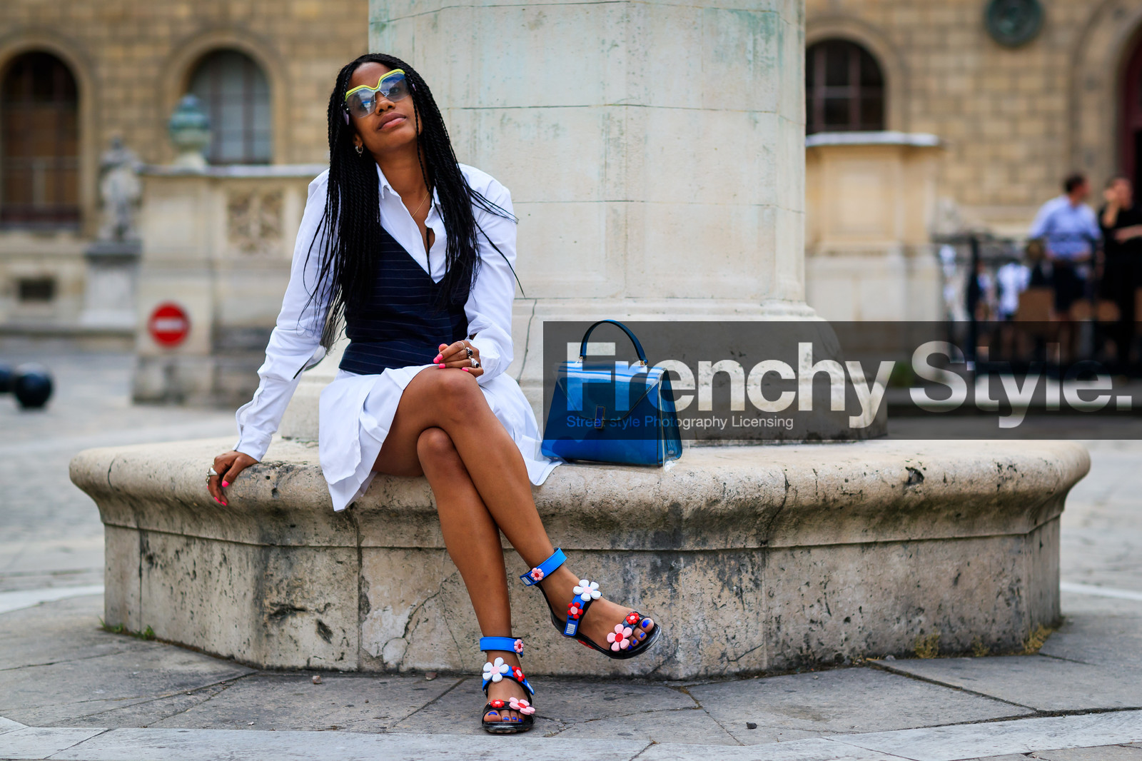 atmosphere details, blue bag, blue sandals, blue top, embroidered shoes, fashion week, floral, flower, frenchystyle, full length, FW, horizontal, jan-michael quammie, jonathan paciullo, leather bag, leather shoes, MENSWEAR, PARIS, PFW, shirt dress, SPRING SUMMER 2018, SS 18, street style, sunglasses, white dress