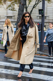 barbara martelo, beige trench coat, black leather shirt, black pants, black leather sandals, black sunglasses, rayban sunglasses, PARIS, PFW, SPRING SUMMER 2020, SS 20, fashion week, frenchystyle, FW, jonathan paciullo, street style, vertical, full length