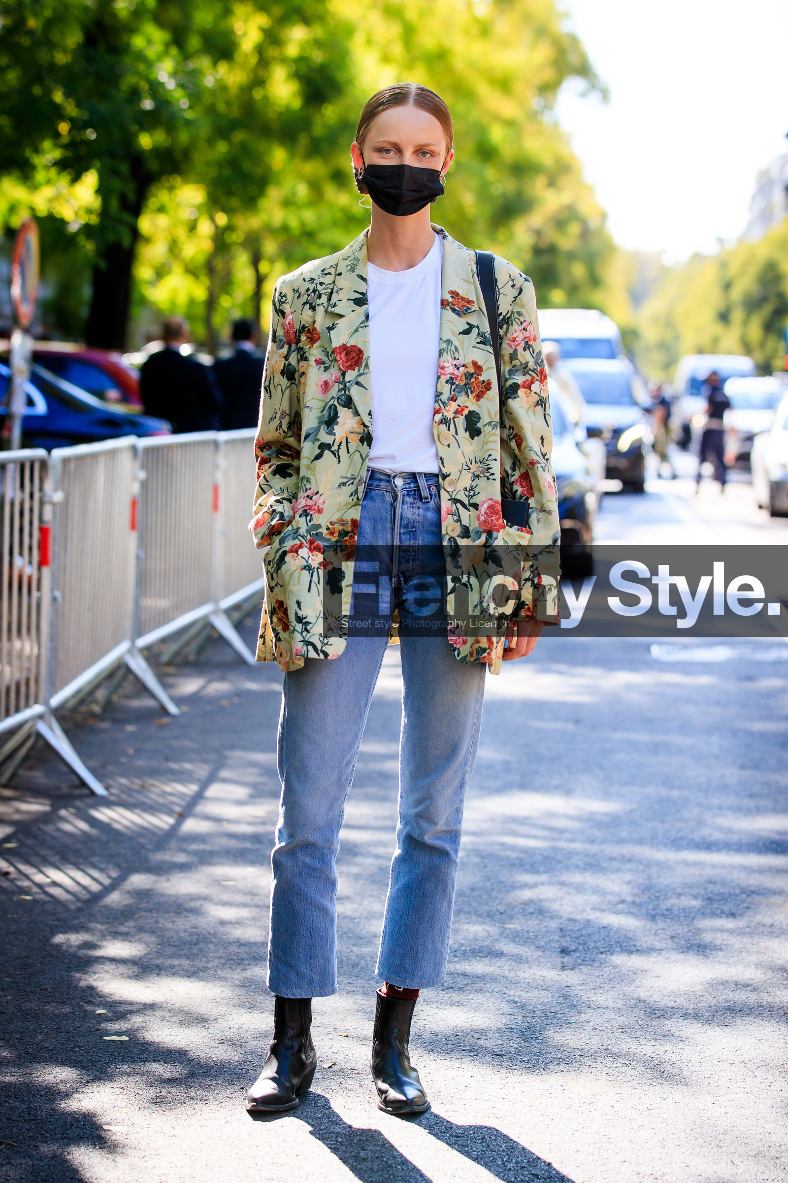 green jacket, floral print jacket, floral printed jacket, light blue jeans, black leather boots, cowboy boots, covid face mask, rianne van rompaey, fashion week, frenchystyle, FW, jonathan paciullo, street style, MFW, MILAN, SPRING SUMMER 2021, SS 21, vertical, full length, model