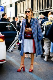 plaid coat, blue coat, red coat, black jumper, printed jumper, knitwear, pleated skirt, white skirt, dual toned skirt, black sunglasses, pearl necklace, pearl earrings, red sandals, red platform sandals, jenny walton, fashion week, frenchystyle, FW, jonathan paciullo, street style, vertical, full length