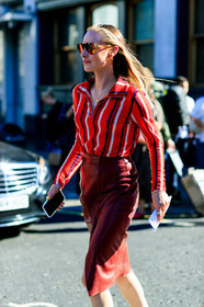 flora macdonald johnston, graphic shirt, leather skirt, printed shirt, red shirt, red skirt, striped shirt, sunglasses, fashion week, frenchystyle, FW, jonathan paciullo, street style, LFW, LONDON, SPRING SUMMER 2019, SS 19, vertical, detail, atmosphere details
