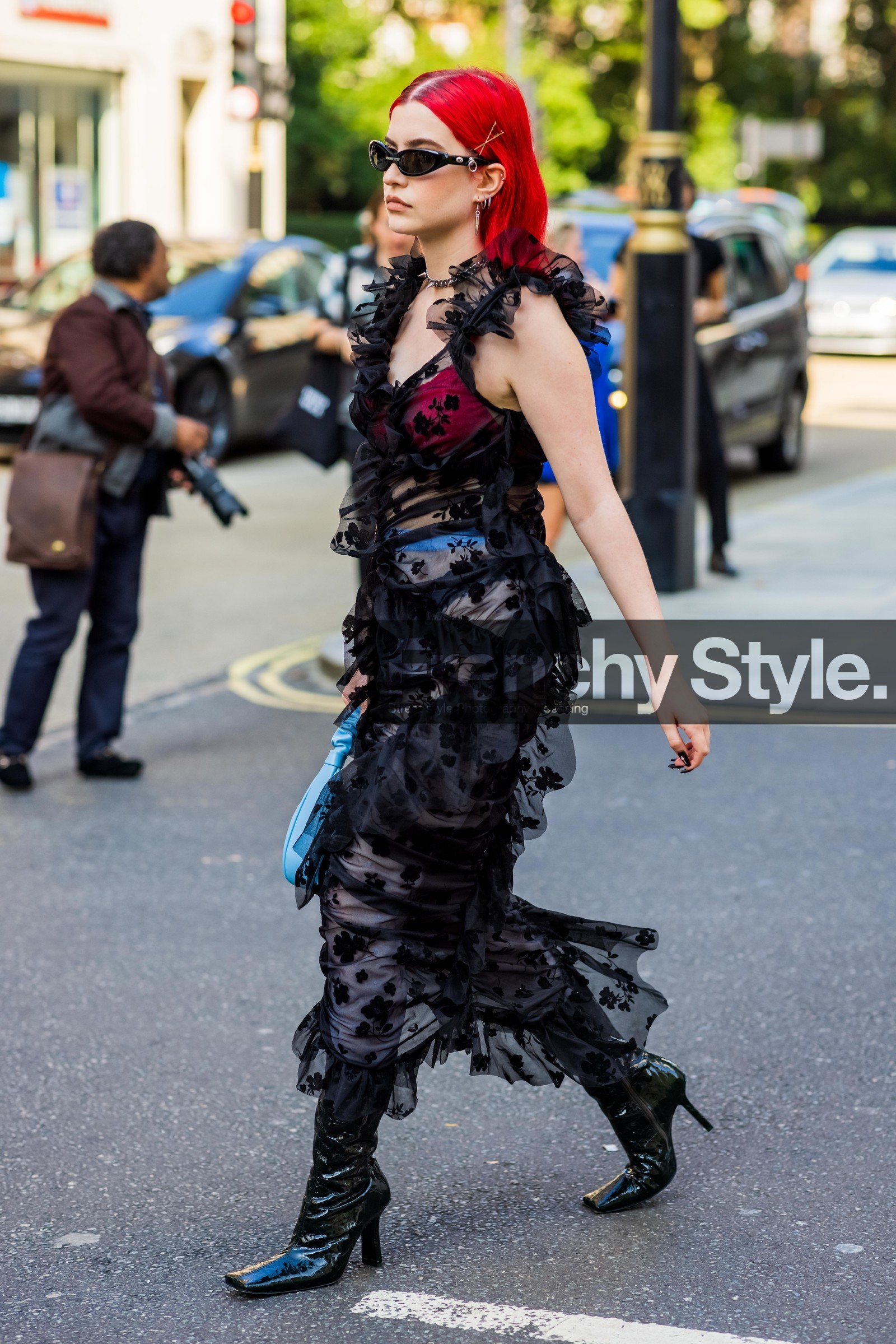 Abby Roberts, boots, highknee boots, black, dress, maxi dress, red, sunglasses, fashion week, frenchystyle, FW, jonathan paciullo, street style, SPRING SUMMER 2022, SS 22, LFW, LONDON, vertical, full length