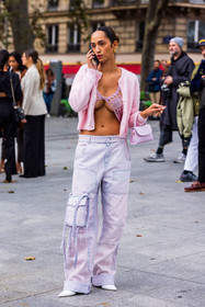 bag, byfar bag, cardigan, croco bag, denim pants, Emna Sellimi, heels, leather bag, lila pants, mini bag, pants, pastel, pink bag, pink cardigan, strass, strassed bra, white heels, fashion week, frenchystyle, FW, jonathan paciullo, street style, PFW, PARIS, SPRING SUMMER 2022, SS 22, vertical, full length