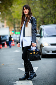 leia sfez, white leather jacket, black leather bag, black leather boots, black legging, light blue shirt, bicolor jacket, button jacket, hermes bag, birkin hermes bag, bandana, navy blue bandana, high boots, flat boots, hand bag, fashion week, frenchystyle, FW, jonathan paciullo, street style, PFW, PARIS, SPRING SUMMER 2021, SS 21, vertical, full length