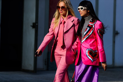 blazer, fun sunglasses, glitter, graphic jacket, gucci, pink jacket, pink pants, pink shirt, pink suit, pink tie, printed jacket, purple pants, striped top, sunglasses, tone on tone, total look pink, trousers, turtleneck sweater, fashion week, frenchystyle, FW, jonathan paciullo, street style, MFW, MILAN, AUTUMN WINTER 2018-2019, FALL WINTER 2018-2019, FW 18-19, horizontal, atmosphere details, tina leung, susie lau