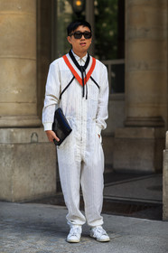 adidas, black clutch, declan chan, fashion week, frenchystyle, full length, FW, jonathan paciullo, leather clutch, leather sneakers, MENSWEAR, PARIS, PFW, SPRING SUMMER 2017, SS 17, stan smith, street style, striped jumpsuit, sunglasses, tone on tone, total look white, vertical, white jumpsuit, white sneakers