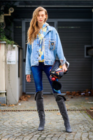 AUTUMN WINTER 2017-2018, AW 17-18, black and white bag, black bag, blue denim, cartoon, denim jacket, denim pants, embroidered jacket, FALL WINTER 2017-2018, fashion week, frenchystyle, full length, FW, FW 17-18, grey boots, high boots, high heels, hoodie, jeans, jonathan paciullo, leather bag, leather shoes, levi's, levi's strauss, MFW, MILAN, miu miu, model, multicolor sweater, ondria hardin, printed sweater, street style, trousers, vertical