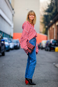 AUTUMN WINTER 2017-2018, AW 17-18, black shoes, blue denim, checked bag, denim pants, FALL WINTER 2017-2018, fashion week, frenchystyle, full length, FW, FW 17-18, geometric, graphic bag, graphic shirt, high heels, jeanette madsen, jeans, jonathan paciullo, leather bag, leather shoes, MFW, MILAN, red bag, red shirt, street style, striped shirt, stripes, trousers, vertical