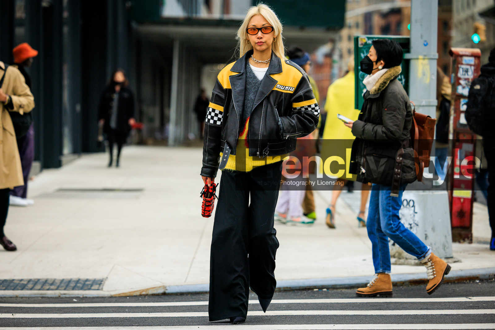 details, miu miu jacket, black biker jacket, biker jacket, leather biker jacket, bomber jacket, muticolor jumper, silver choker, ottolinger bag, red mini bag, car race jacket, sunglasses, flared pants, black pants, vanessa hong, street style, jonathan paciullo, FW, frenchystyle, fashion week, NYFW, NEW YORK, AUTUMN WINTER 2022-2023, FALL WINTER 2022_2023, FW 22-23, atmosphere details, horizontal, full length